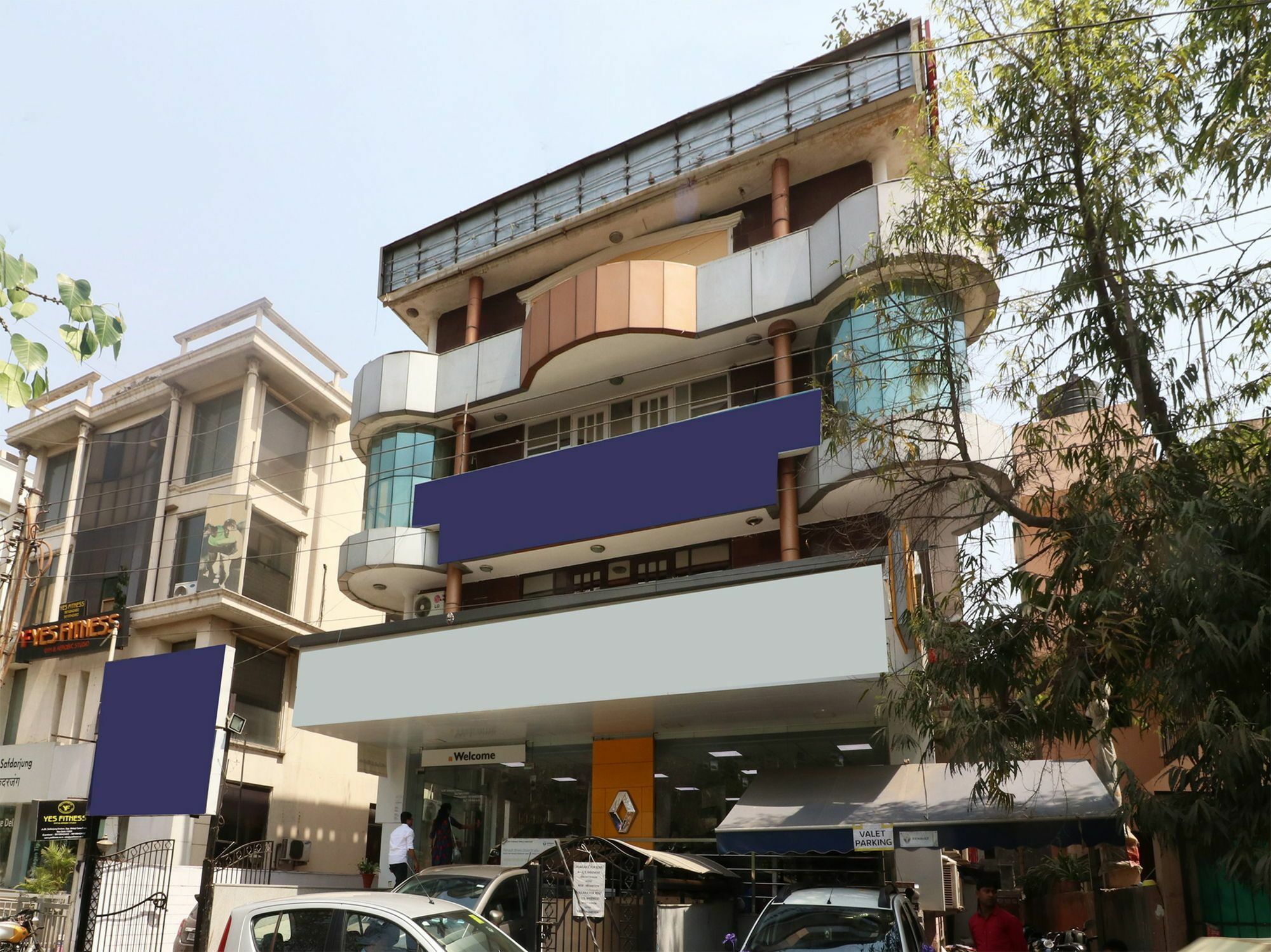Oyo 13451 Star Corporate Avenue Hotel New Delhi Eksteriør billede